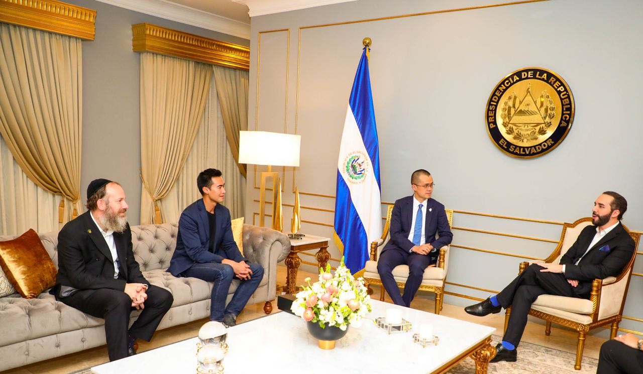 Presidente Bukele recibe al CEO y fundador de Binance para hablar sobre la adopción del Bitcoin como moneda legal presidente-bukele-recibe-al-ceo-y-fundador-de-binance-para-hablar-sobre-la-adopcion-del-bitcoin-como-moneda-legal